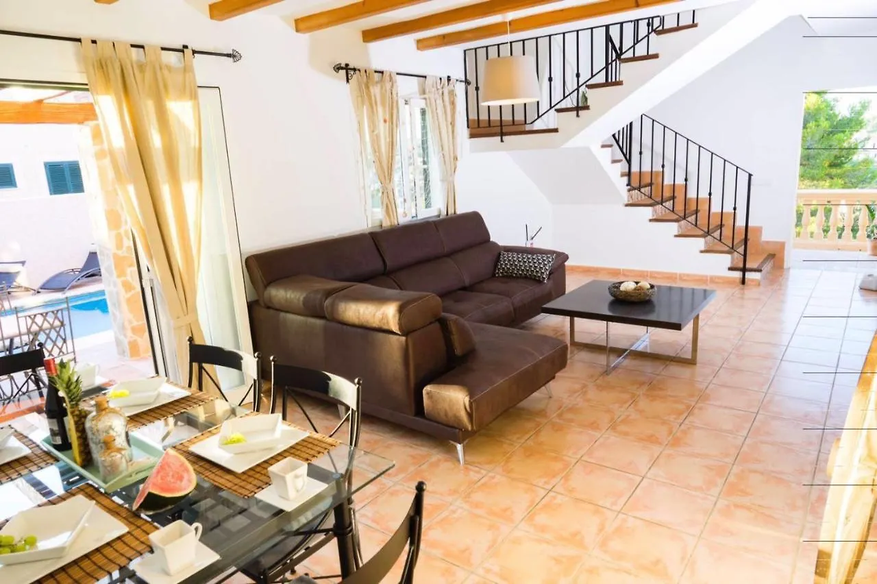 Villas2Meet Mallorca カラ・ロマンティカ ヴィラ