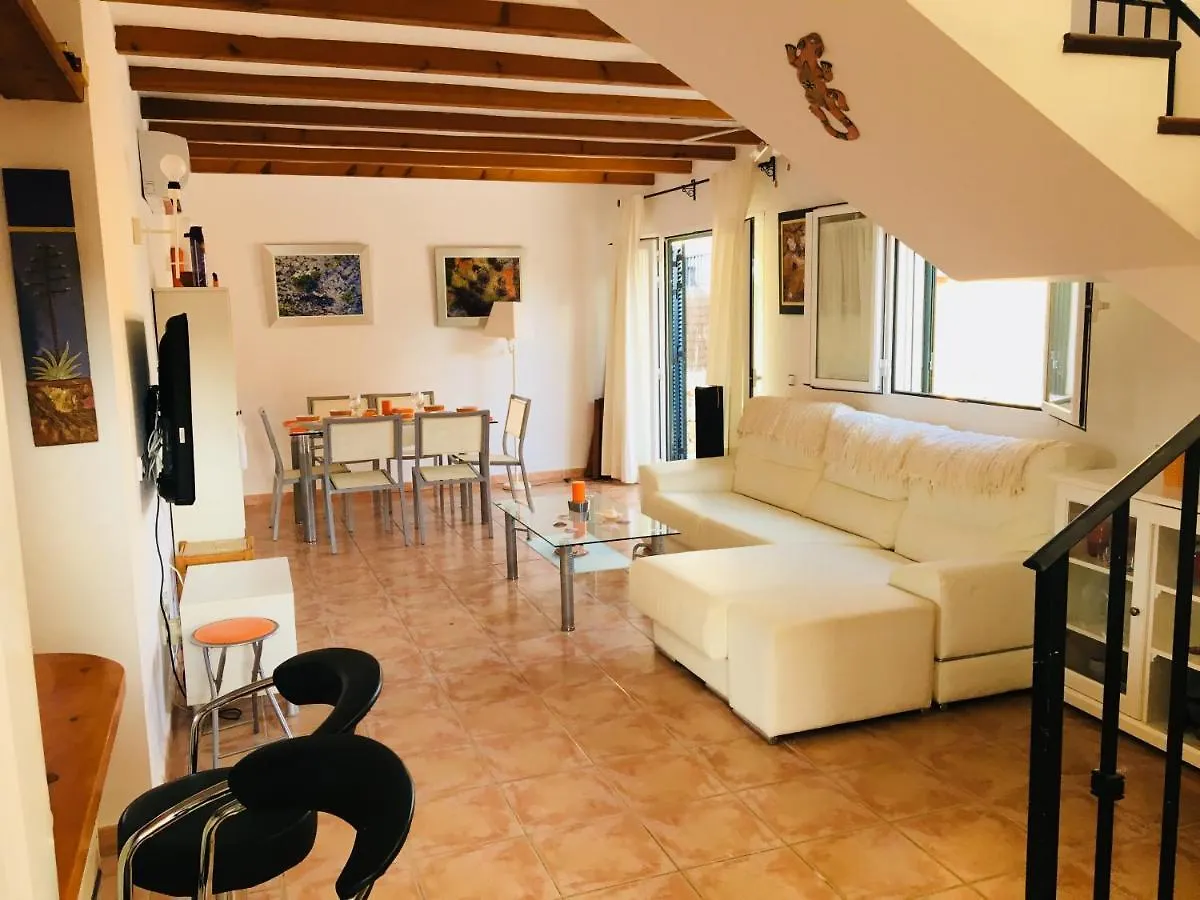 Villas2Meet Mallorca カラ・ロマンティカ 0*,