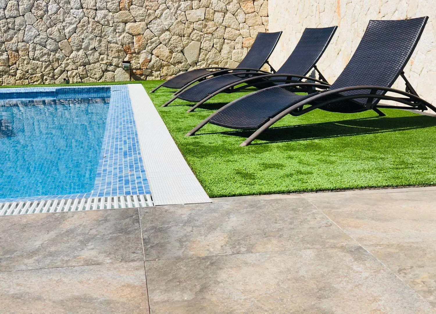 Villas2Meet Mallorca Cala Romantica  Spanien